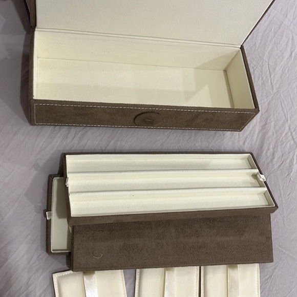 PANDORA  JEWELRY LEATHER BOX WITH 3 TRAYS - Picture 4 of 15